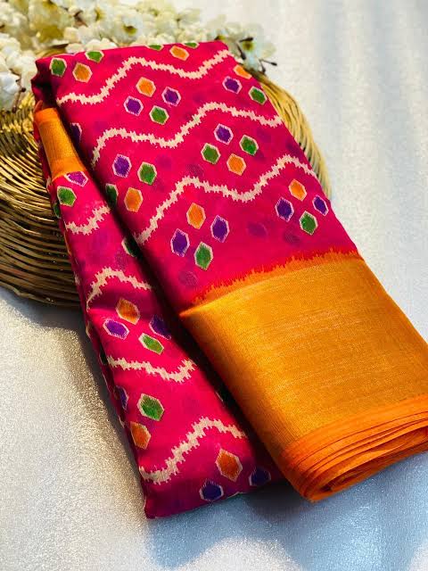 This item is a Pochampally Ikat Silk Saree (often referred to as a Patola or Ikkat weave saree).